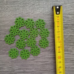 Set of wooden buttons, daisies, green