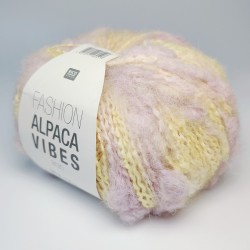 Rico Fashion Alpaca Vibes - 002 Vanilla-Lilac