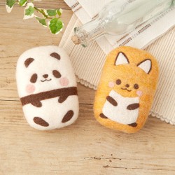 Hamanaka felting set 'Hand Washing Felt Soap Panda & Kitsune'