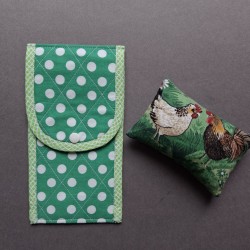 Ozevi crochet hook case + pin cushion