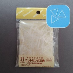 Hamanaka plastic element, triangle, 8 mm